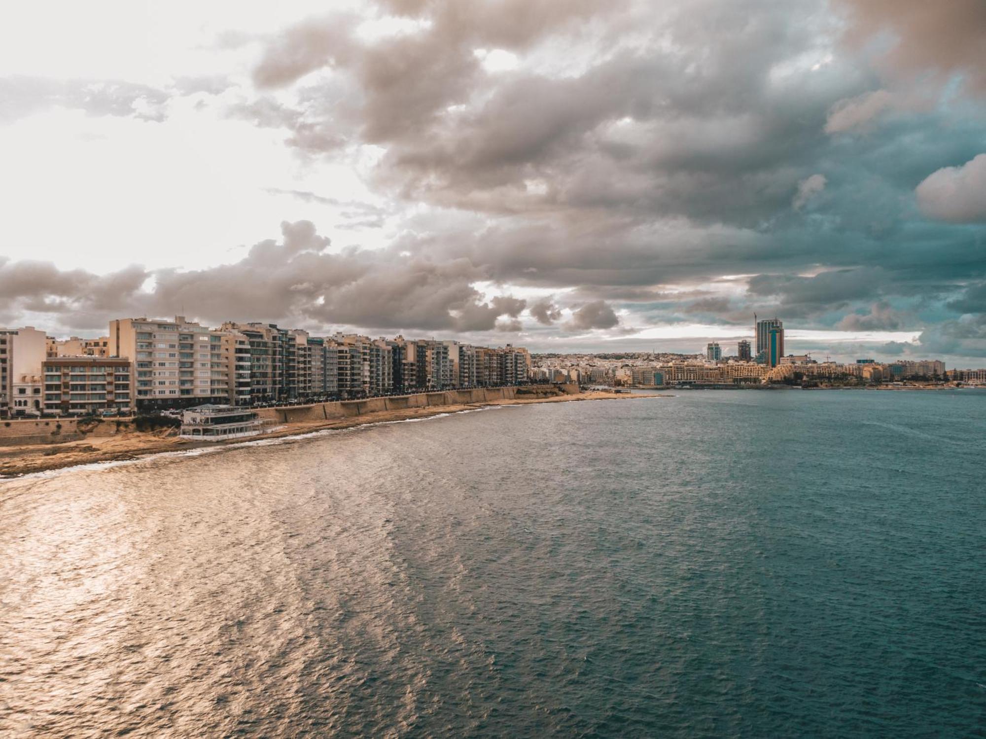 סליאמה 4Br Home In Prime Location Just Off The Promenade By 360 Estates מראה חיצוני תמונה